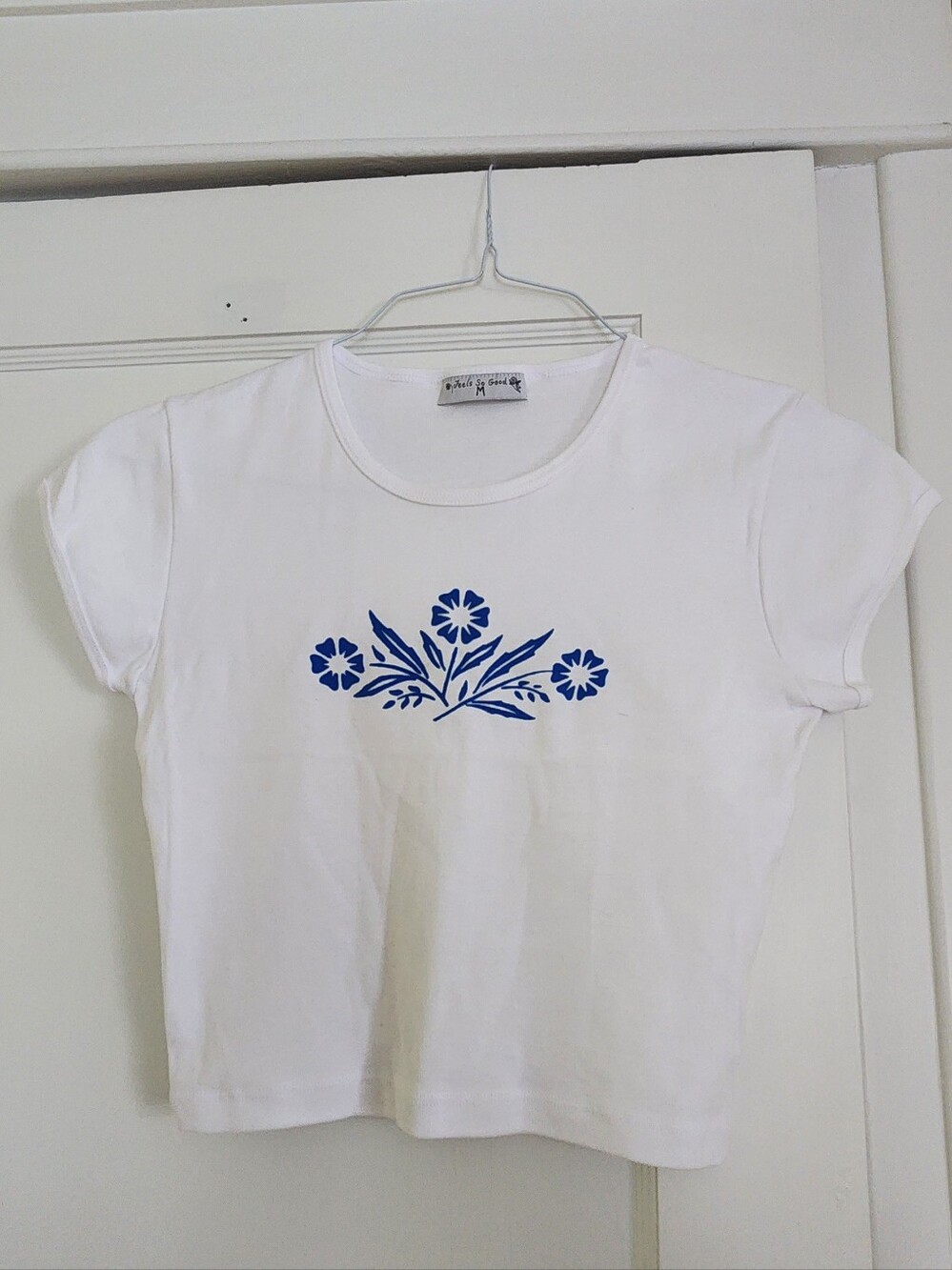 White Crop Cotton Tee with Pyrex Cornflower Print
